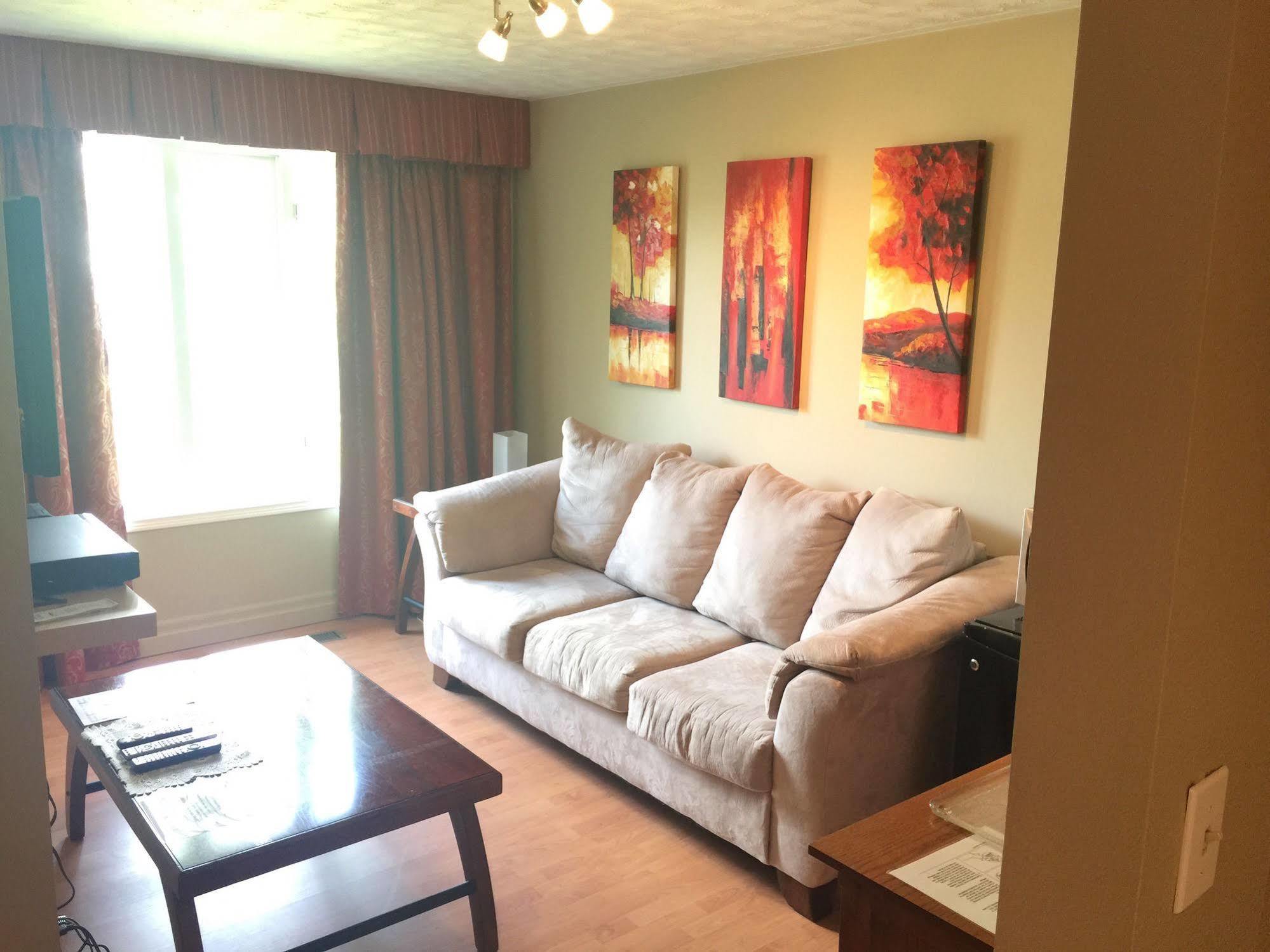Grey Rose Suites Hanover Exterior foto