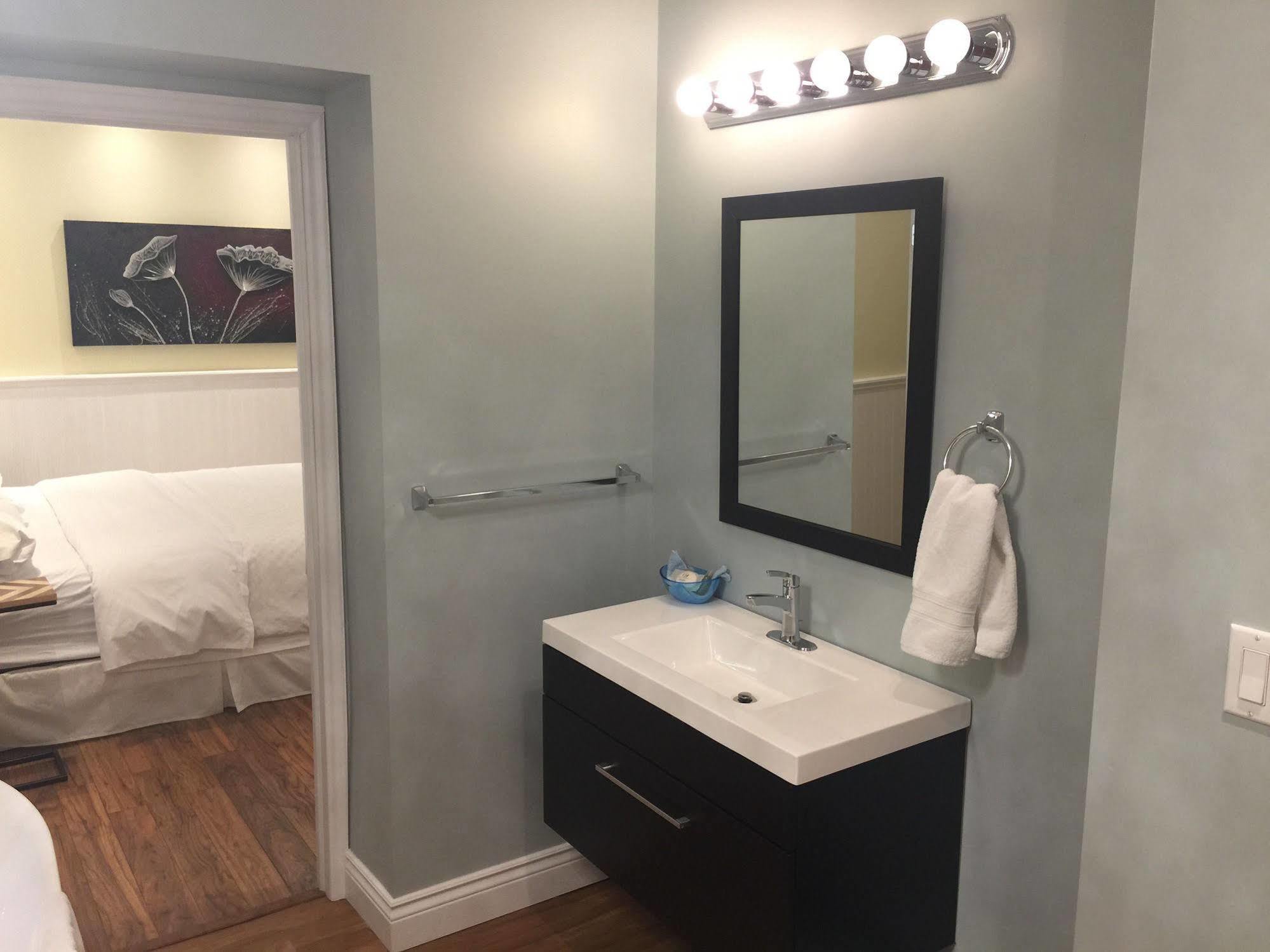 Grey Rose Suites Hanover Exterior foto